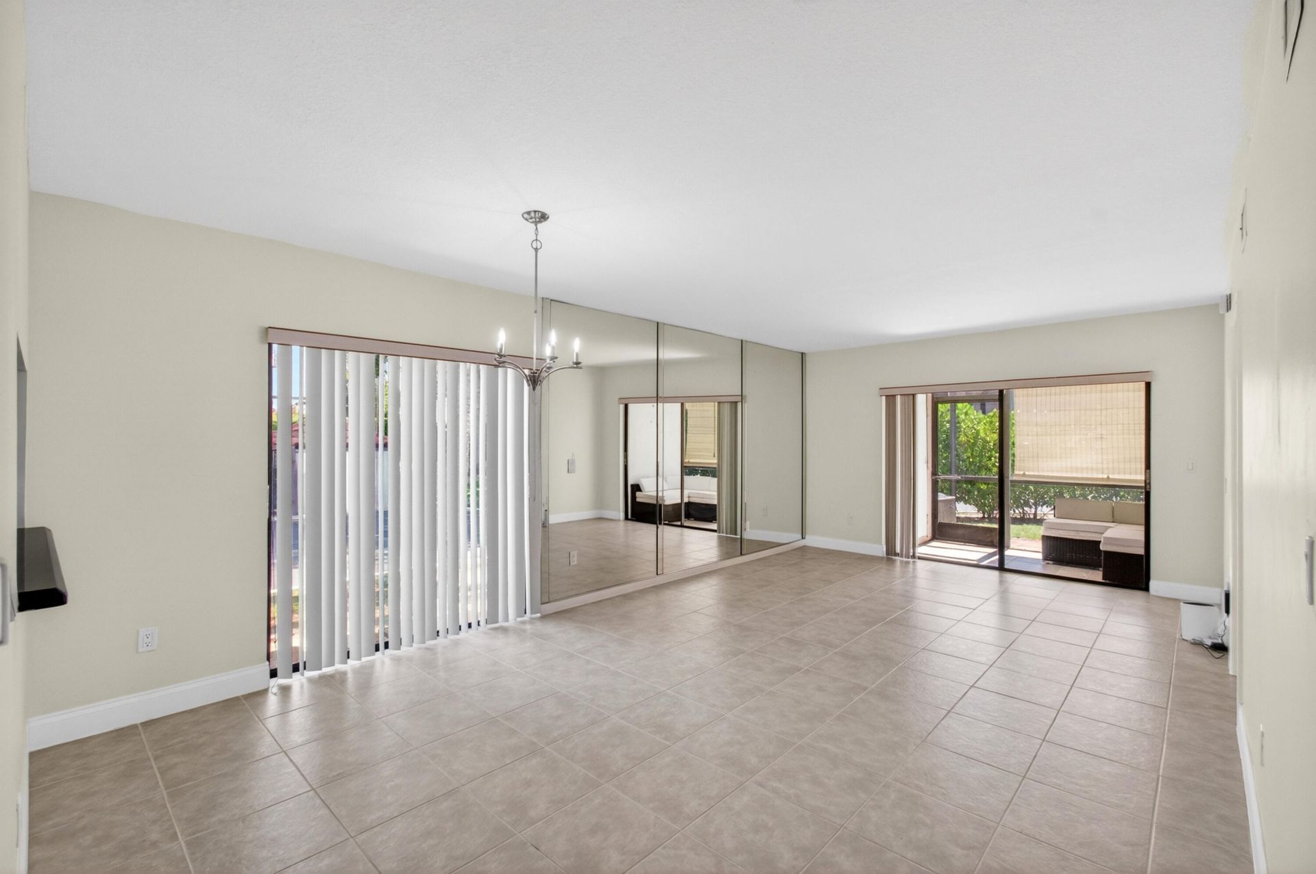 351 Club Circle, Unit 101, Boca Raton, FL 33487 Photo