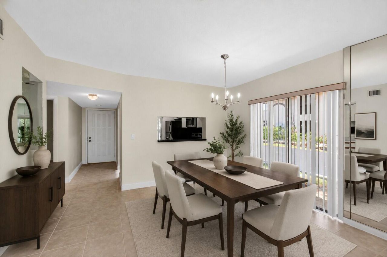 351 Club Circle, Unit 101, Boca Raton, FL 33487 Photo