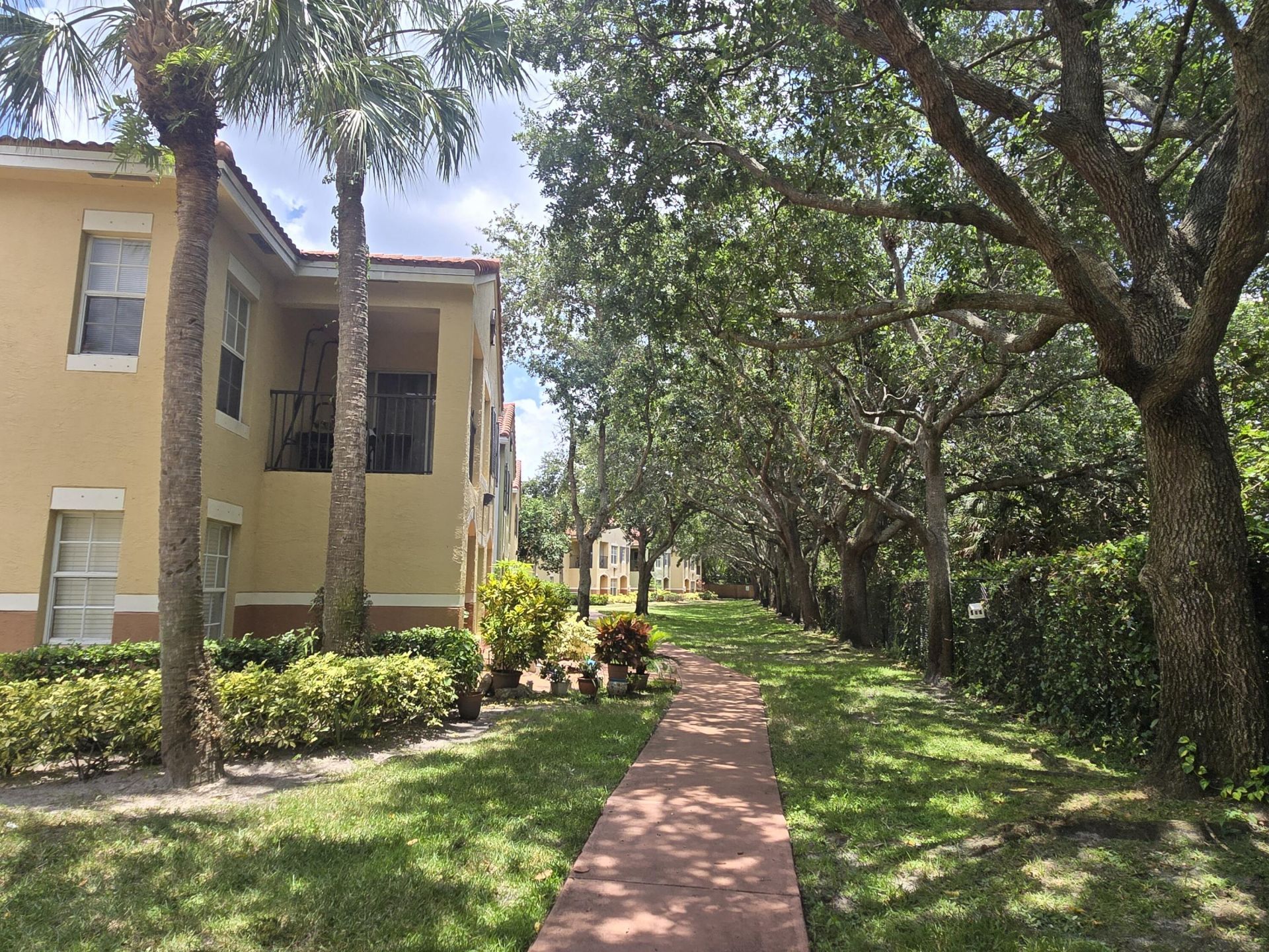 10306 Fox Trail Road S, Unit 912, West Palm Beach, FL 33411 Main Photo