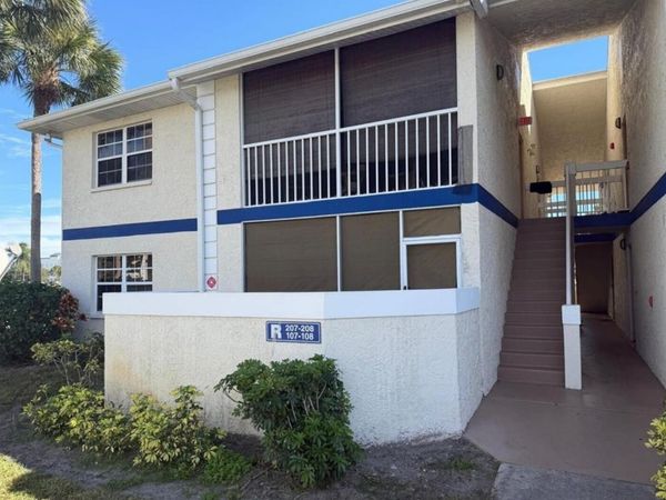 1531 SE Royal Green Circle, Unit 207, Port St. Lucie, FL 34952
