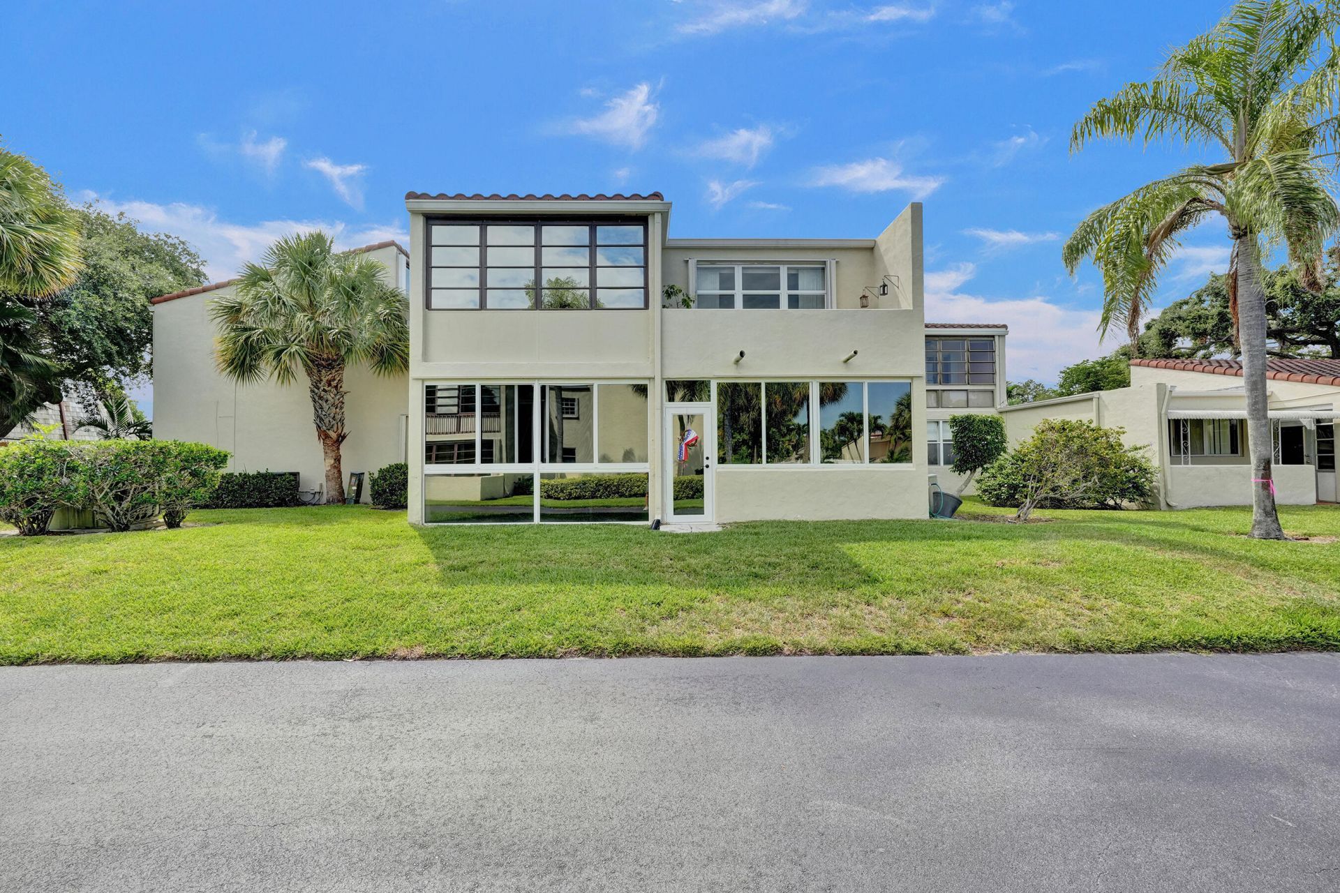 2540 Boundbrook Boulevard, Unit 205, West Palm Beach, FL 33406 Photo