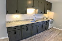 1559 Brookbank Avenue photo 4