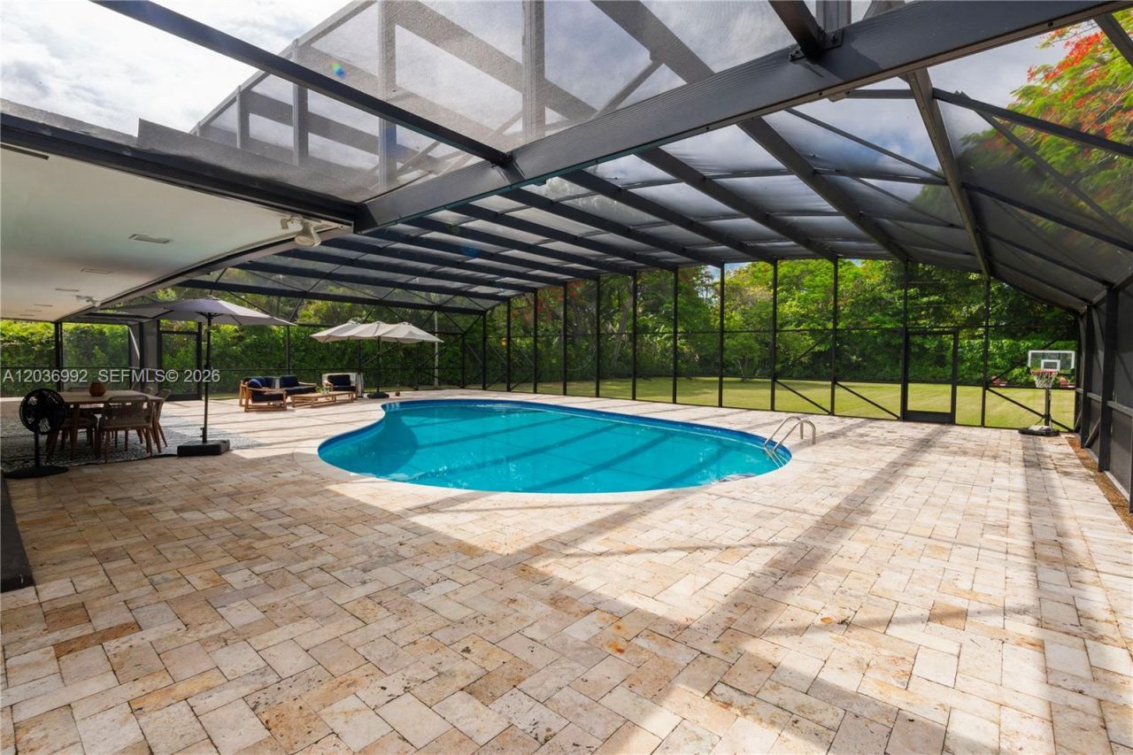 7970 SW 122nd St , Pinecrest, FL 33156 Photo