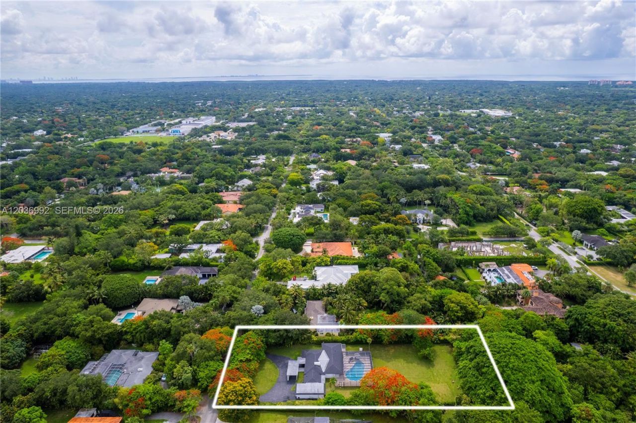 7970 SW 122nd St , Pinecrest, FL 33156 Photo