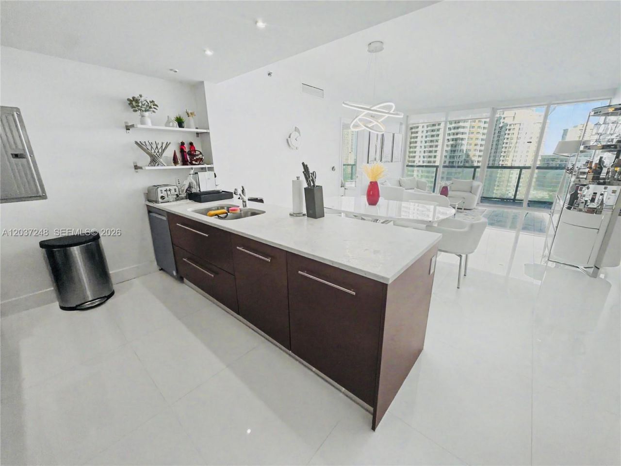 465 Brickell Ave , Unit 1605, Miami, FL 33131 Photo