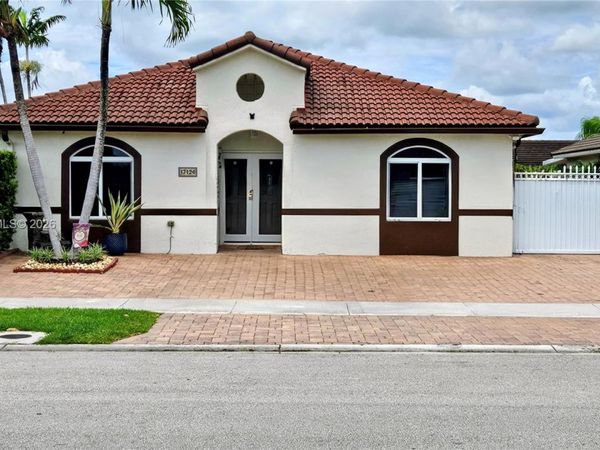 17124 SW 143rd Pl, Miami, FL 33177