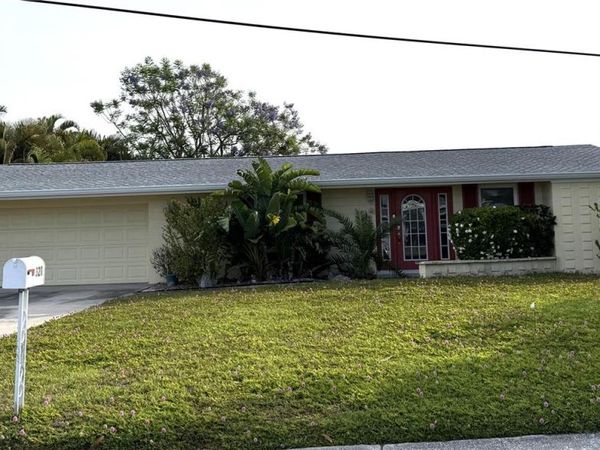 3211 MAYFLOWER STREET, SARASOTA, FL 34231