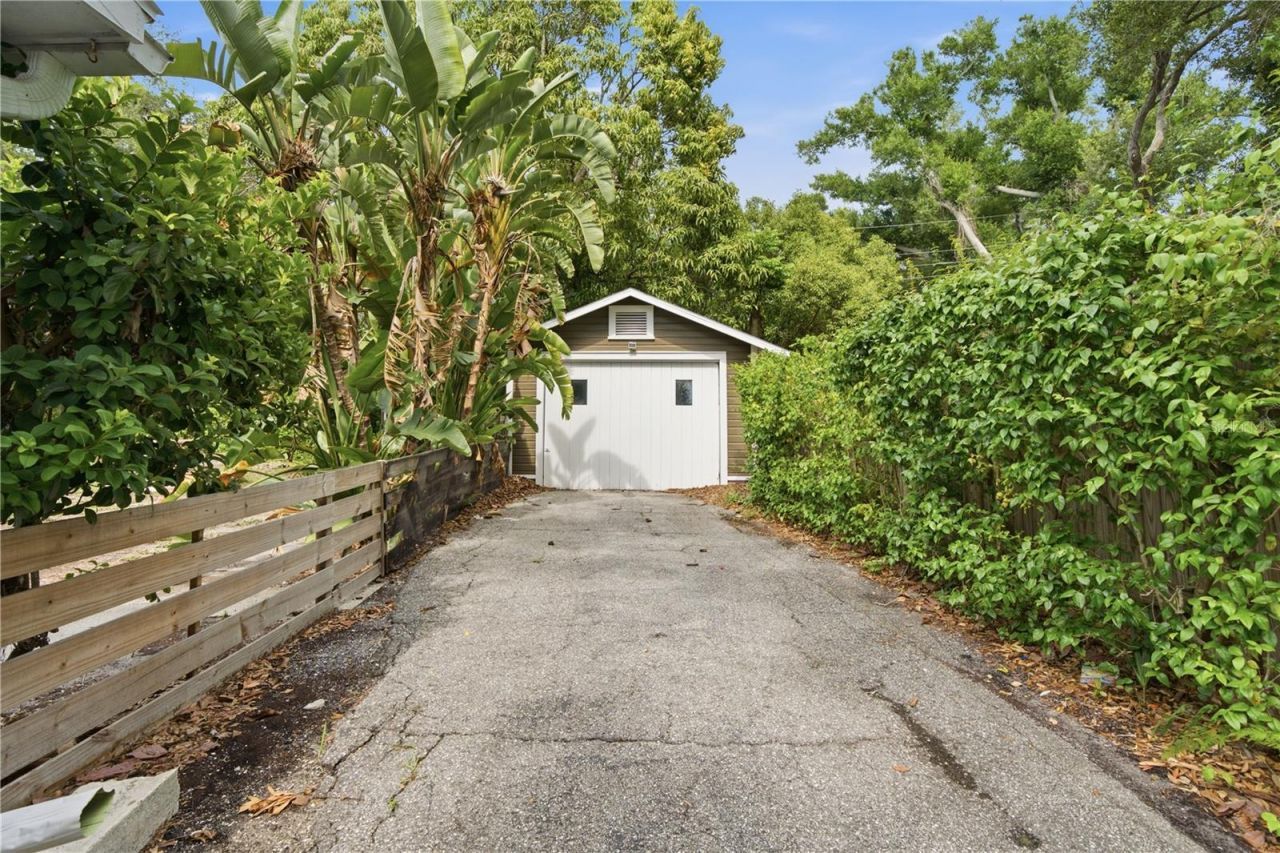 411 W 48th Street , Bradenton, FL 34209 Photo
