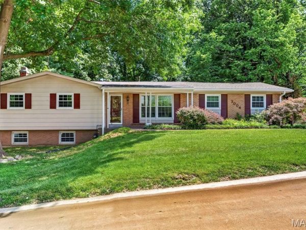 3004 Arrow Rock Drive, St Charles, MO 63303