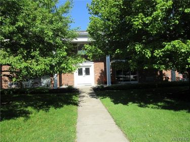 345 S Cayuga Road, Unit A, Buffalo, NY 14221