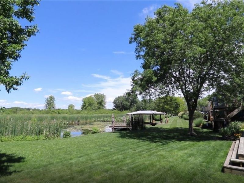 2325 Lakeside Drive , Lakemore, OH 44250 Photo 2