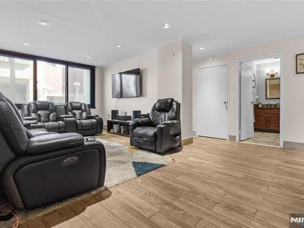 326 Prospect Avenue 1A, Unit 1A, HACKENSACK, NJ 07601