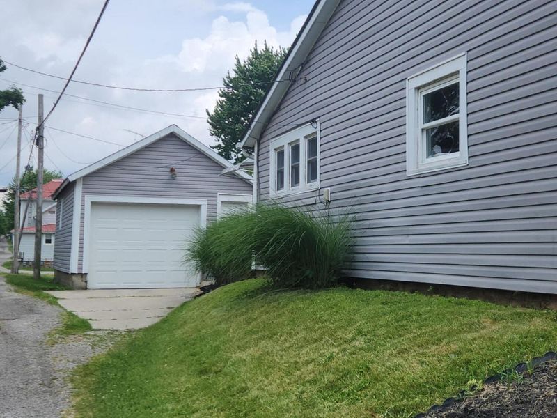 417 E Ohio Street, Kenton, OH 43326 Photo 6