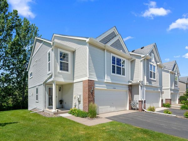 15366 Foster Drive N, Hugo, MN 55038