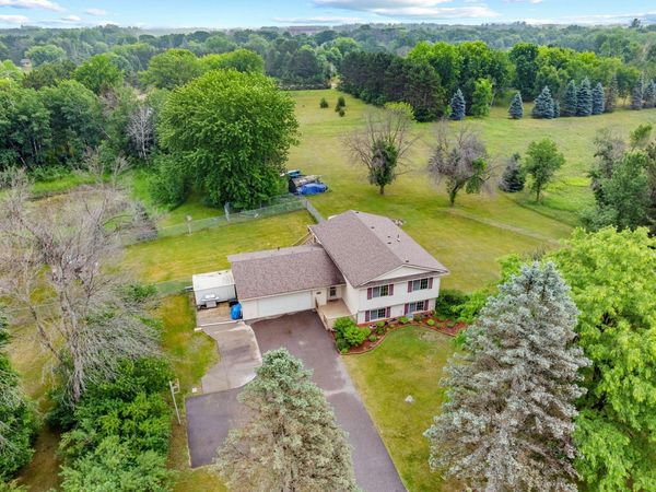 20075 Uplander Street NW, Oak Grove, MN 55011