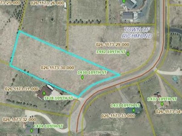 1430 109th Street , New Richmond, WI 54017