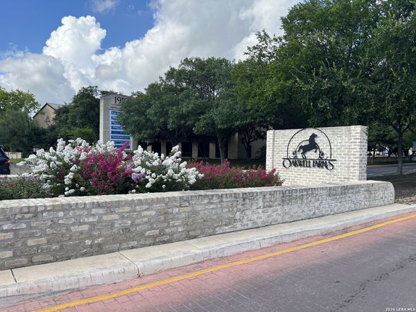 83 Oakwell Farms Pkwy, Unit 83, San Antonio, TX 78218