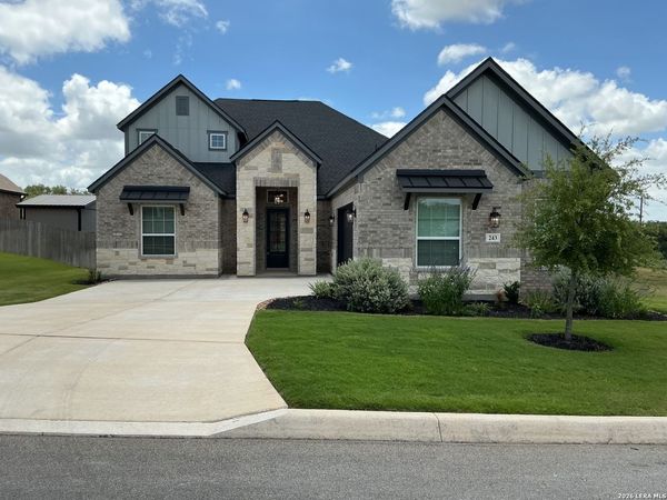 243 Wisteria View, Castroville, TX 78009