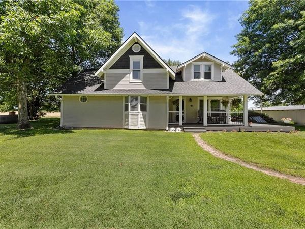 13020 W 327th Street, Paola, KS 66071