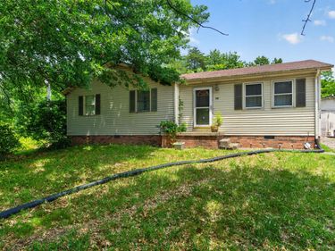 1020 S Dogwood Drive, Berea, KY 40403