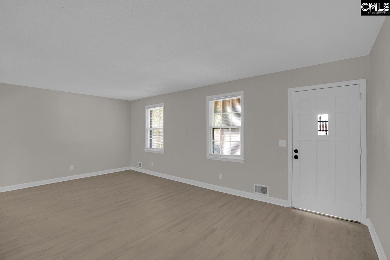 3920 Highland Park Drive  Photo 10