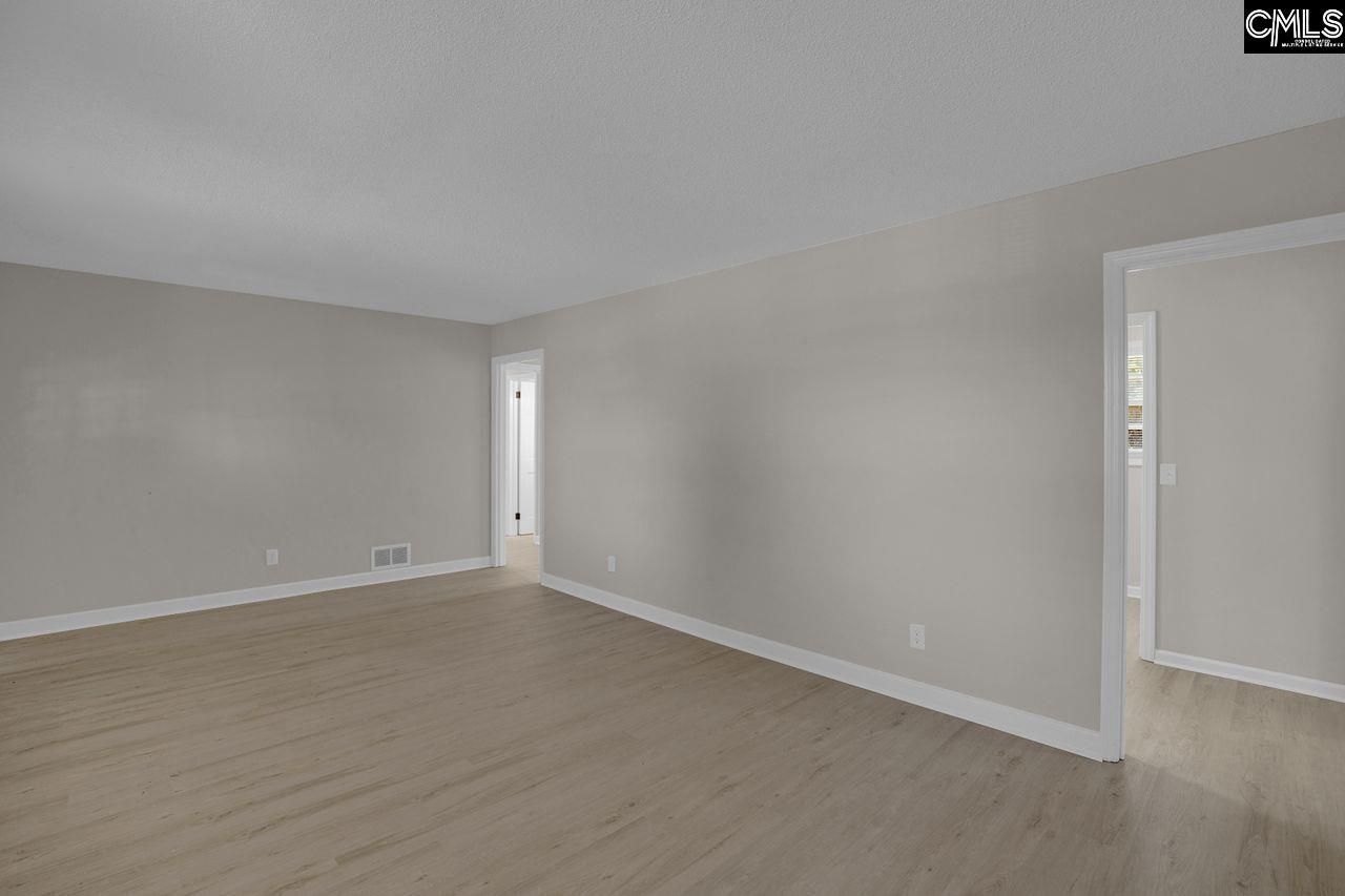 3920 Highland Park Drive  Photo 9