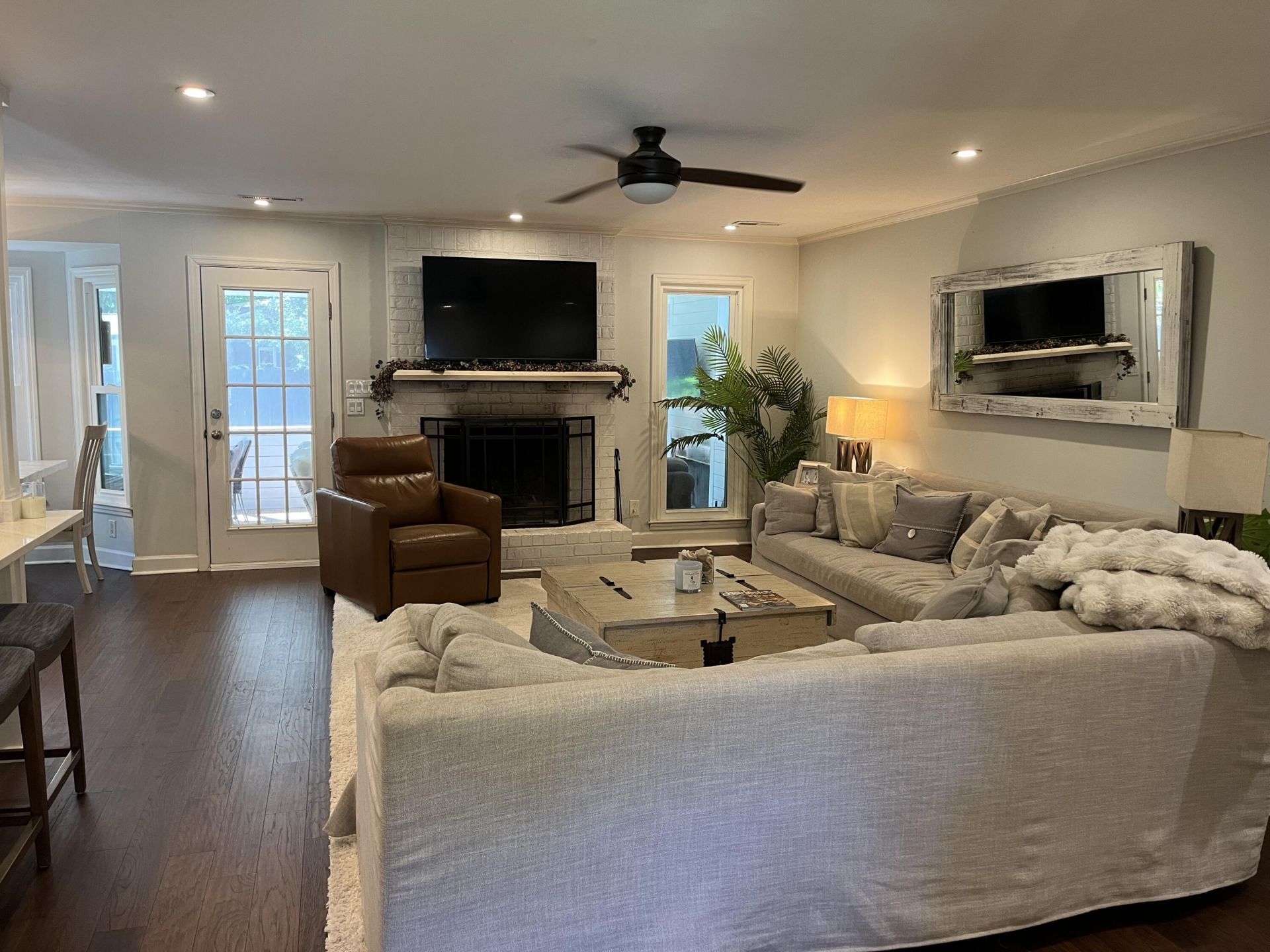1133 Shoreside Way Photo 4