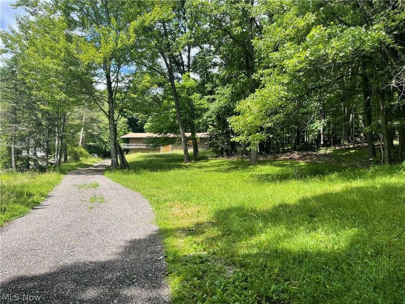 8456 Whitewood Road, Brecksville, OH 44141 Photo 1