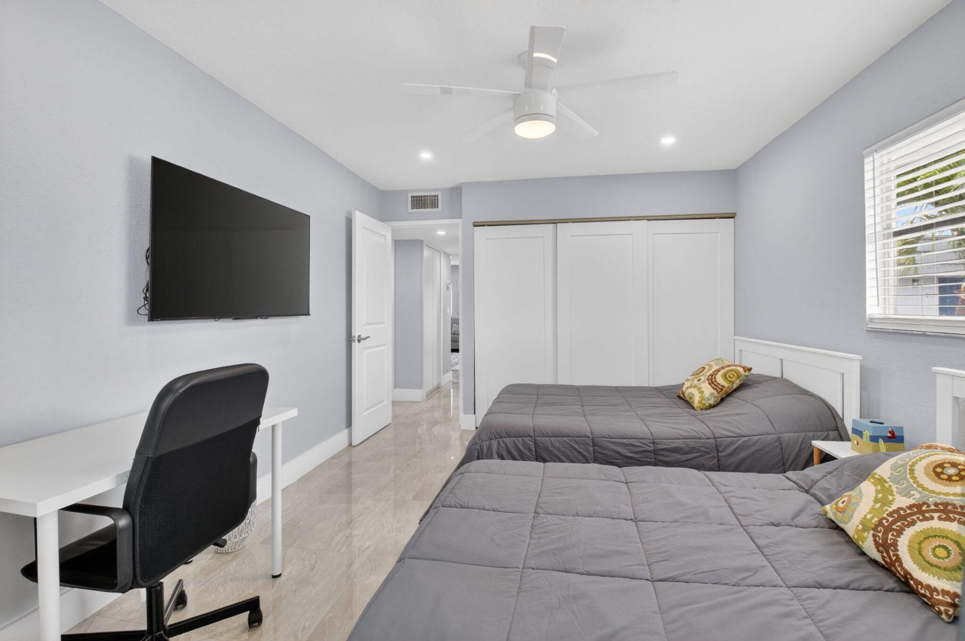 321 Saxony Trail, Unit G, Delray Beach, FL 33446 Photo