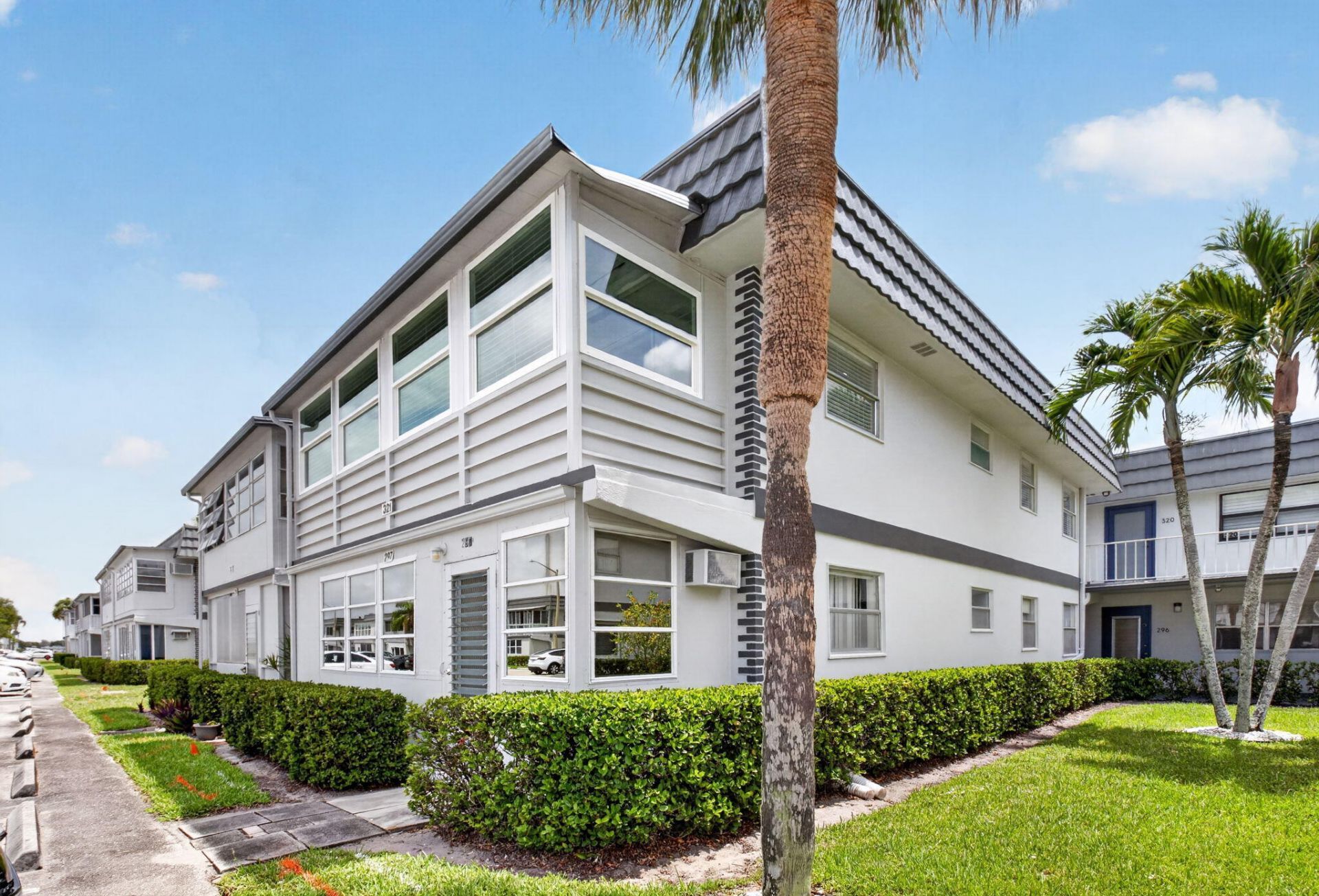 321 Saxony Trail, Unit G, Delray Beach, FL 33446 Photo