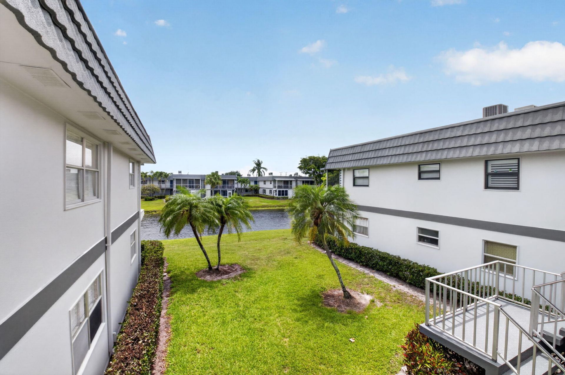 321 Saxony Trail, Unit G, Delray Beach, FL 33446 Photo