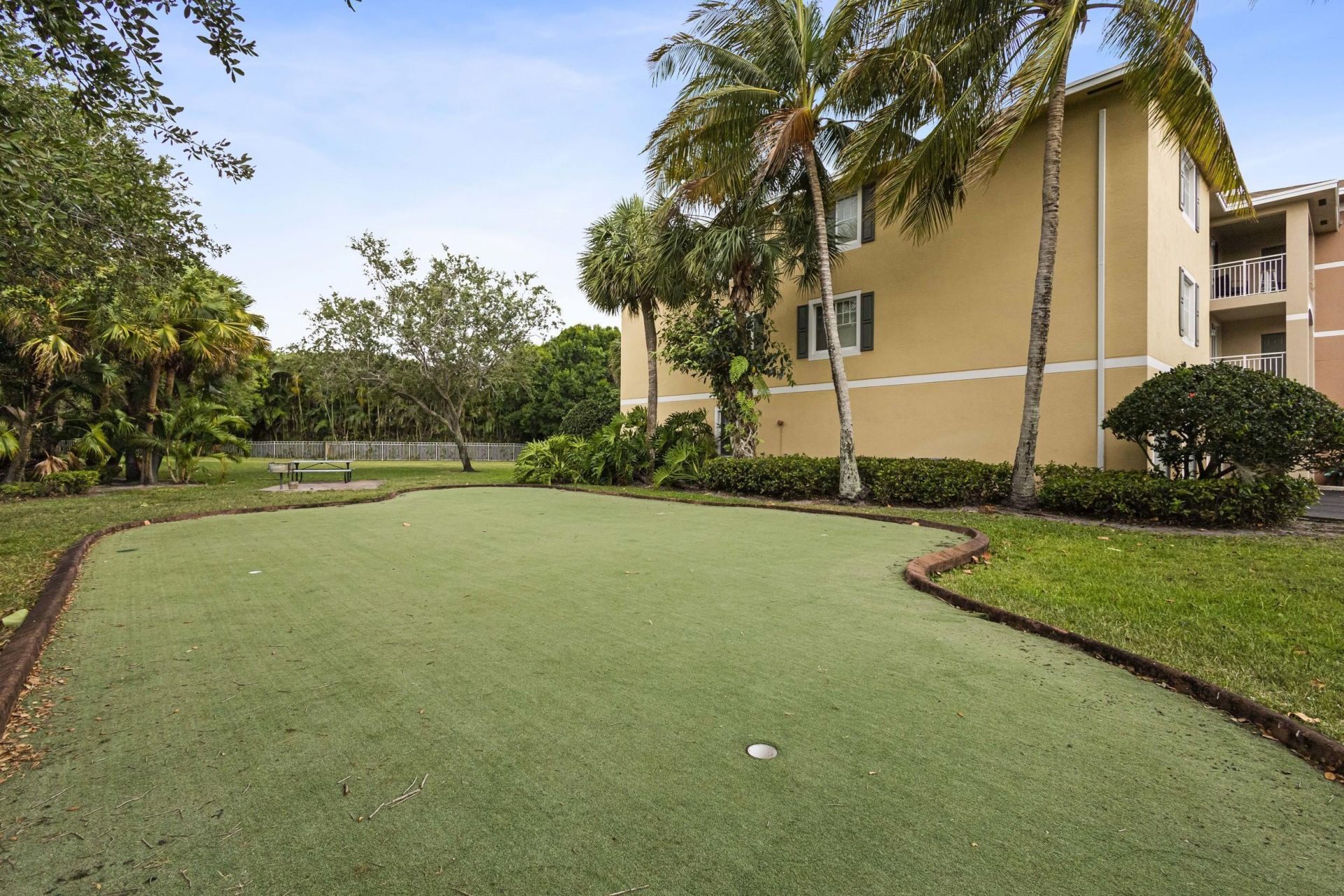 6450 Emerald Dunes Drive, Unit 103, West Palm Beach, FL 33411 Photo