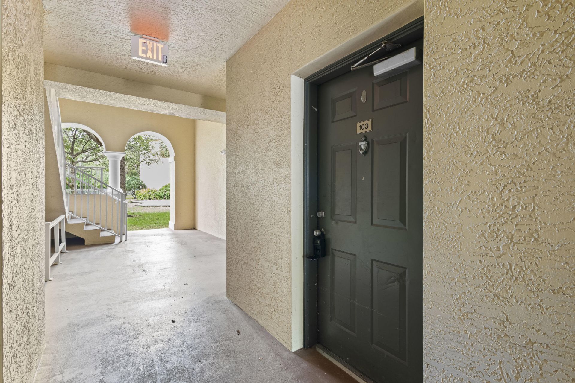 6450 Emerald Dunes Drive, Unit 103, West Palm Beach, FL 33411 Photo