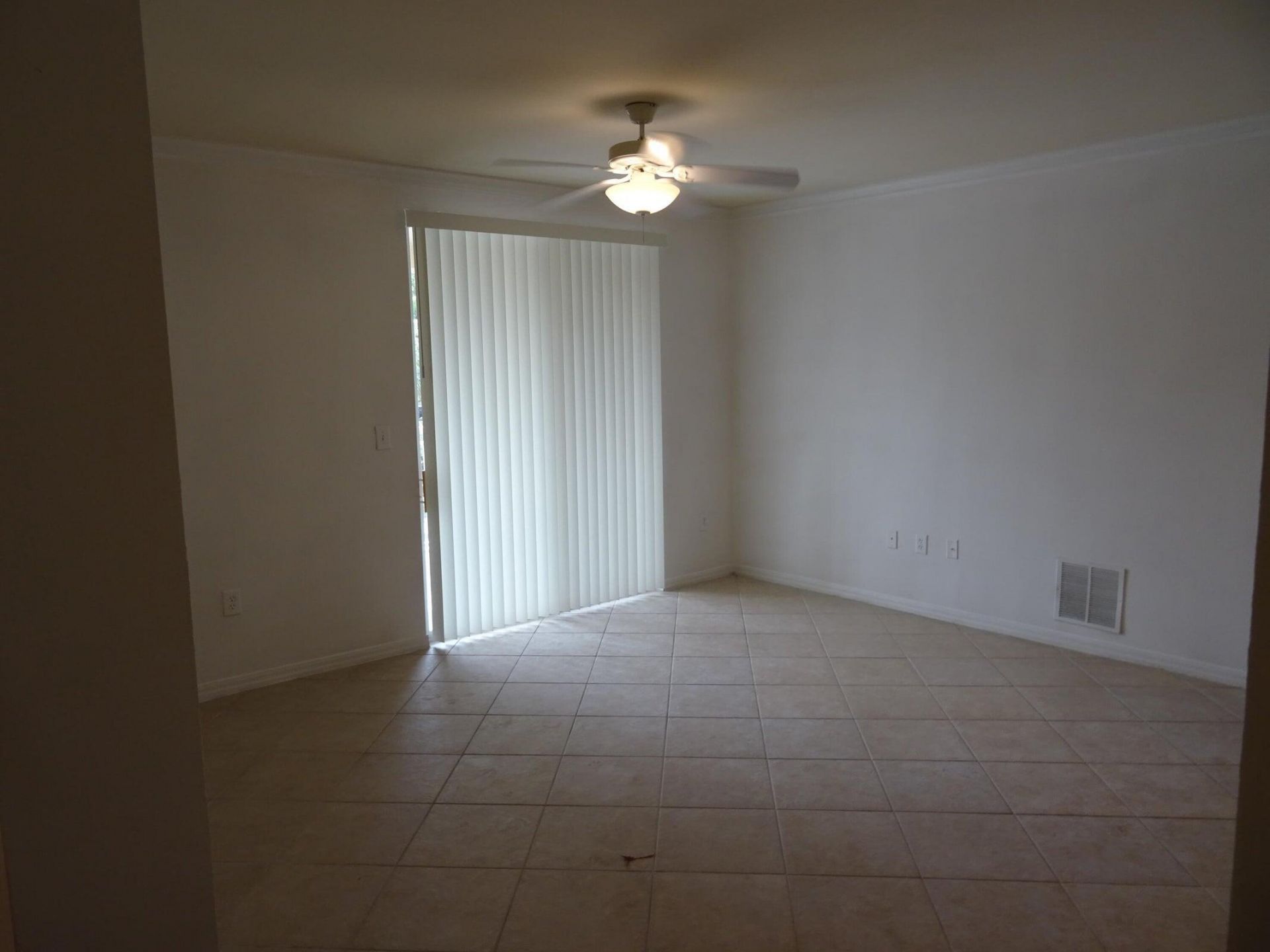 6450 Emerald Dunes Drive, Unit 103, West Palm Beach, FL 33411 Photo