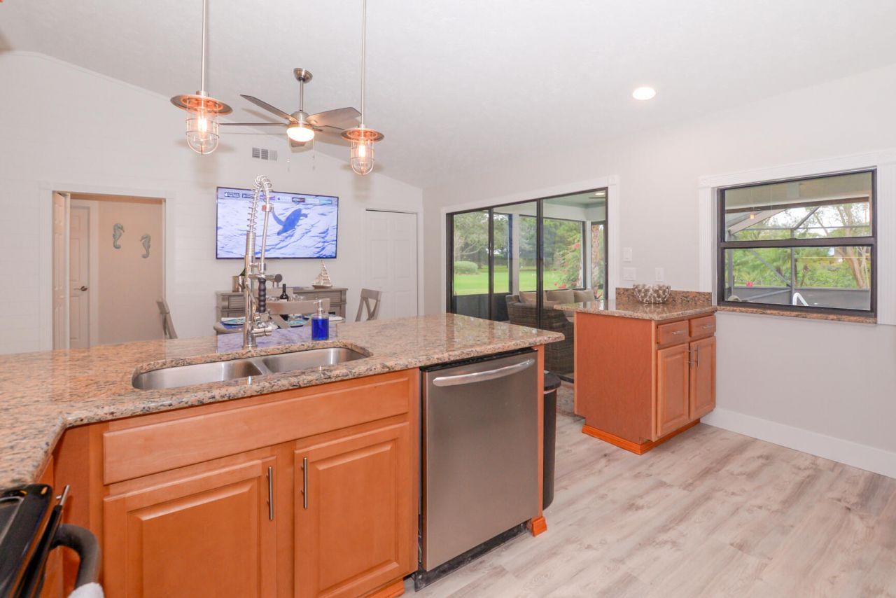 2411 NE Pinecrest Lakes Boulevard, Jensen Beach, FL 34957 Photo