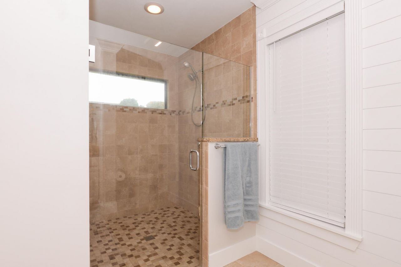 2411 NE Pinecrest Lakes Boulevard, Jensen Beach, FL 34957 Photo