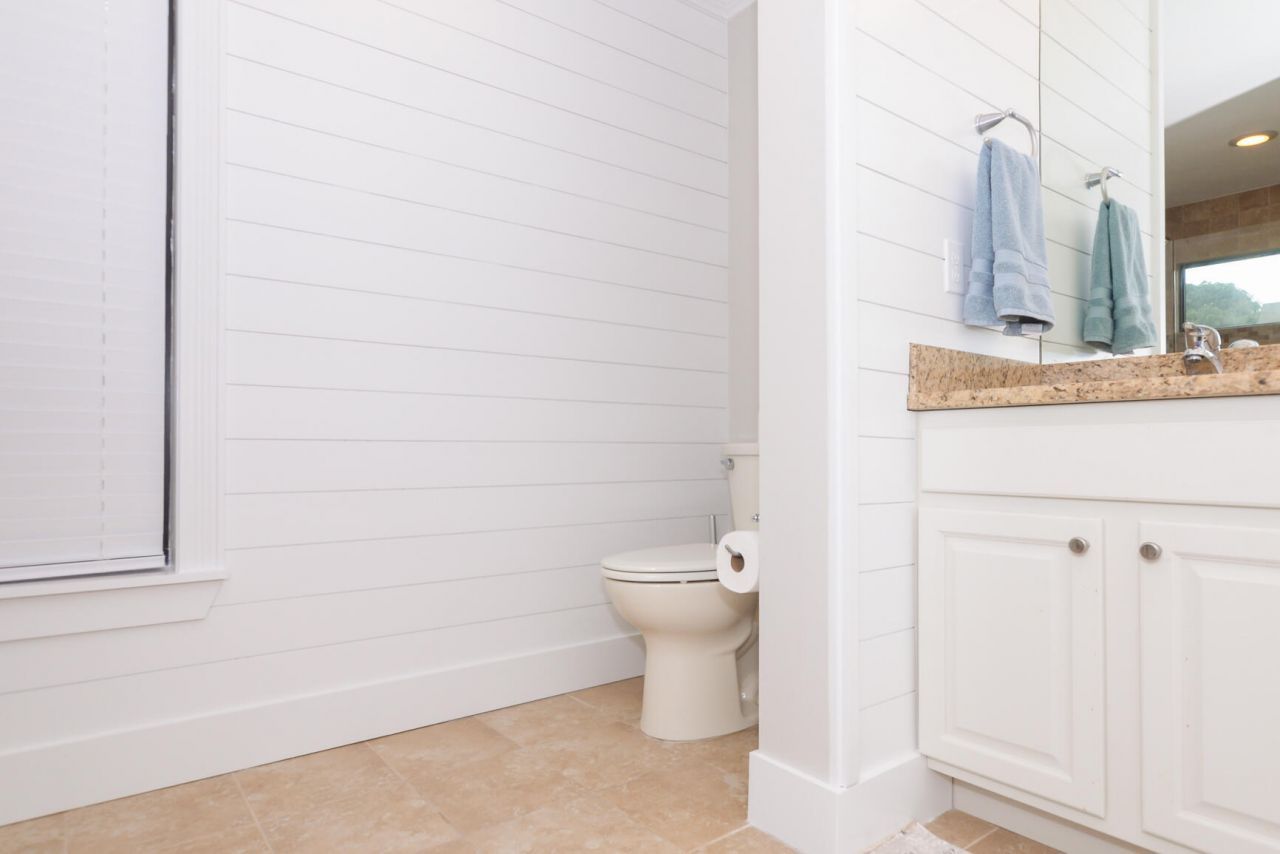 2411 NE Pinecrest Lakes Boulevard, Jensen Beach, FL 34957 Photo