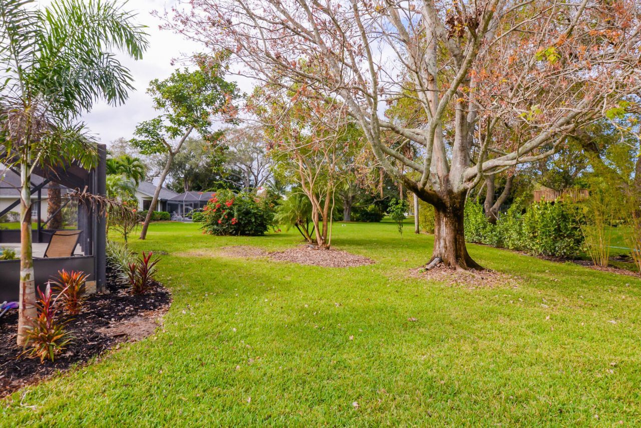 2411 NE Pinecrest Lakes Boulevard, Jensen Beach, FL 34957 Photo