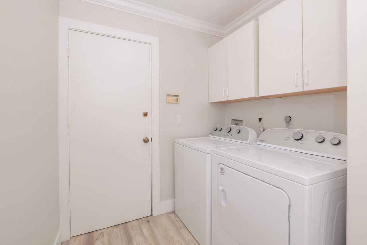 2411 NE Pinecrest Lakes Boulevard, Jensen Beach, FL 34957 Photo