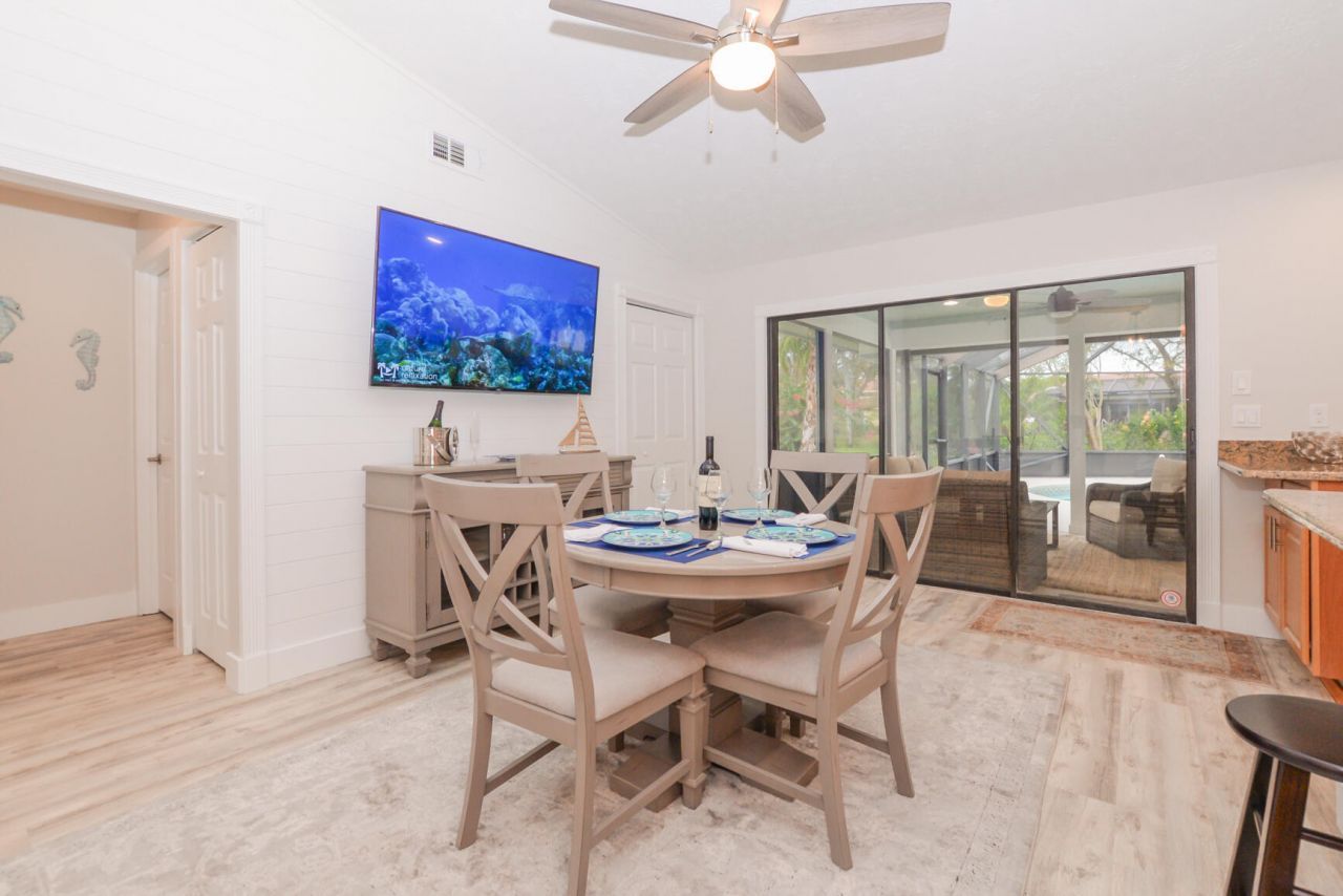2411 NE Pinecrest Lakes Boulevard, Jensen Beach, FL 34957 Photo