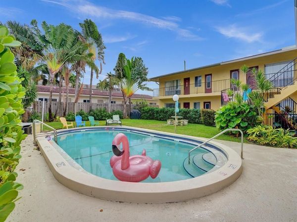 2190 SE 5th Street, Unit 4-a, Pompano Beach, FL 33062