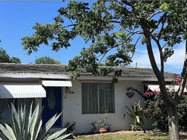 24 SW 12th Street, Dania Beach, FL 33004