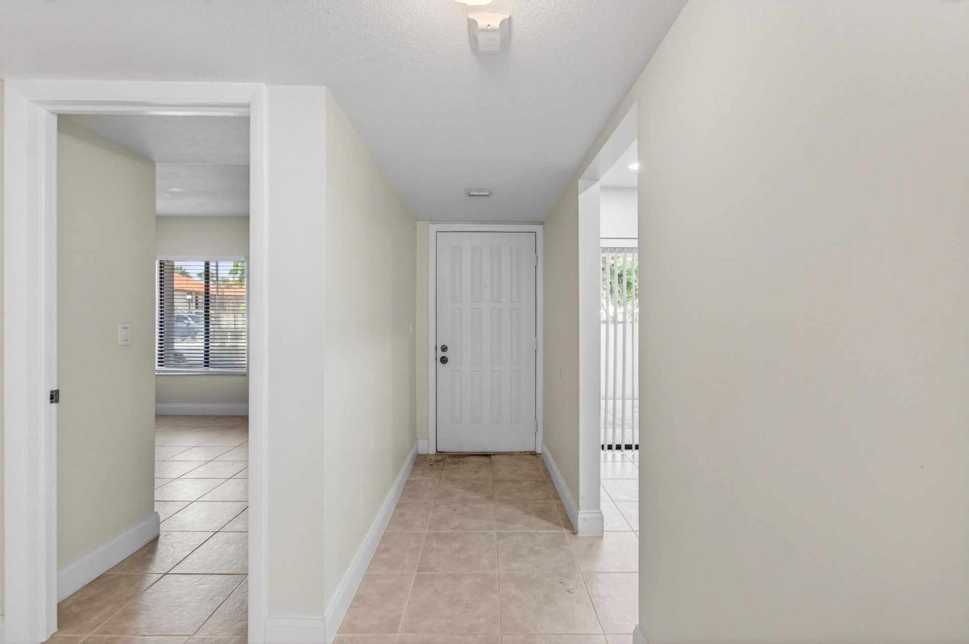 351 Club Circle, Unit 101, Boca Raton, FL 33487 Photo