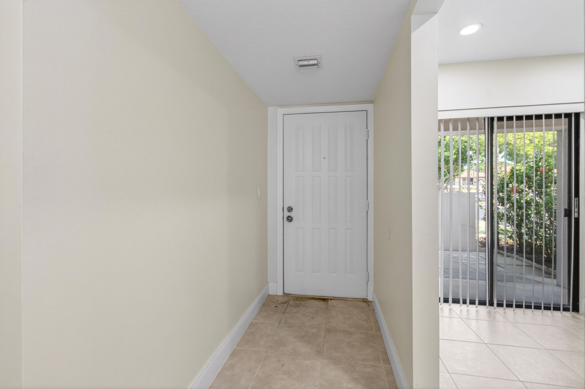 351 Club Circle, Unit 101, Boca Raton, FL 33487 Photo