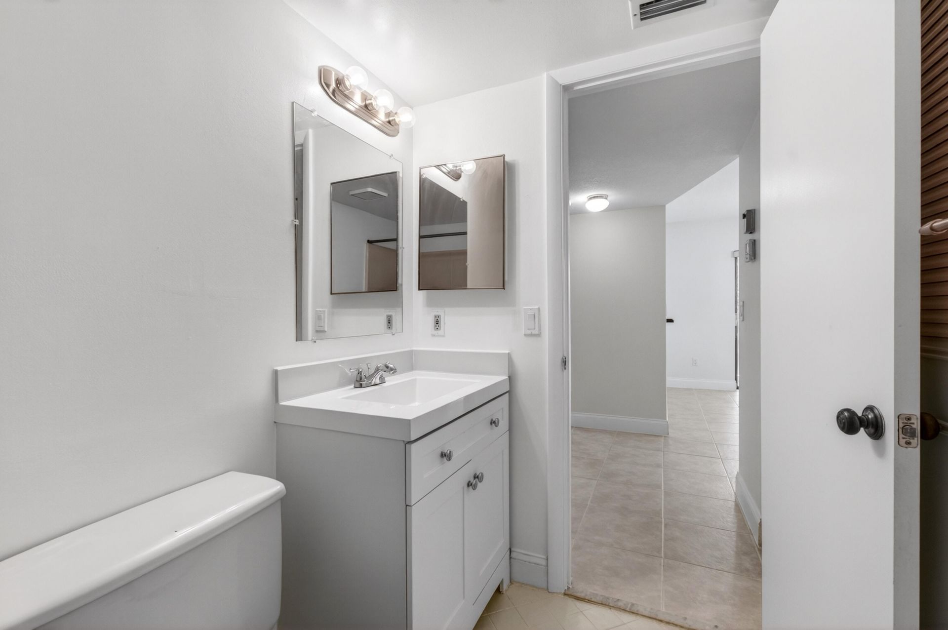 351 Club Circle, Unit 101, Boca Raton, FL 33487 Photo