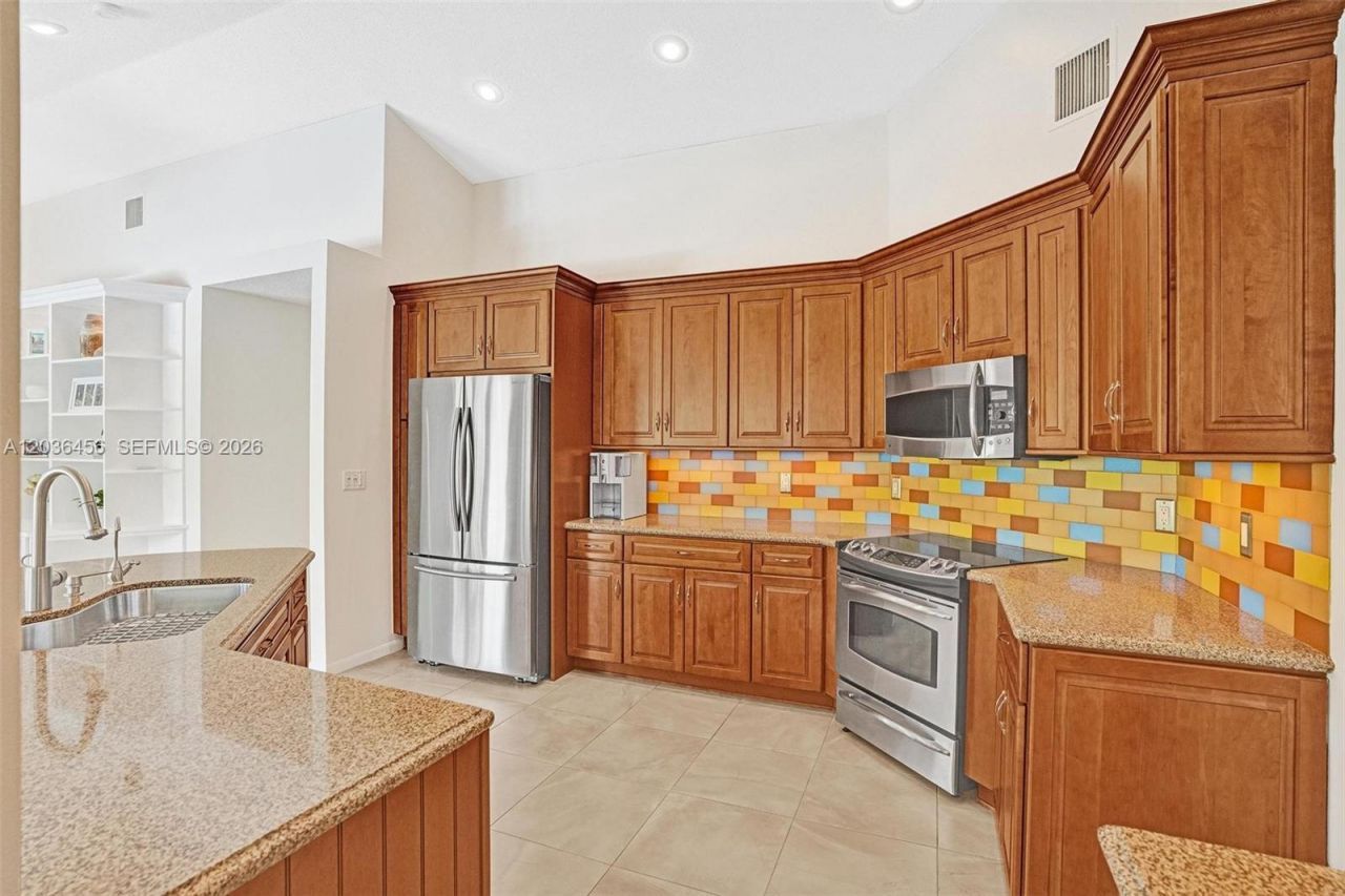 2863 E Abiaca Cir, Davie, FL 33328 Photo