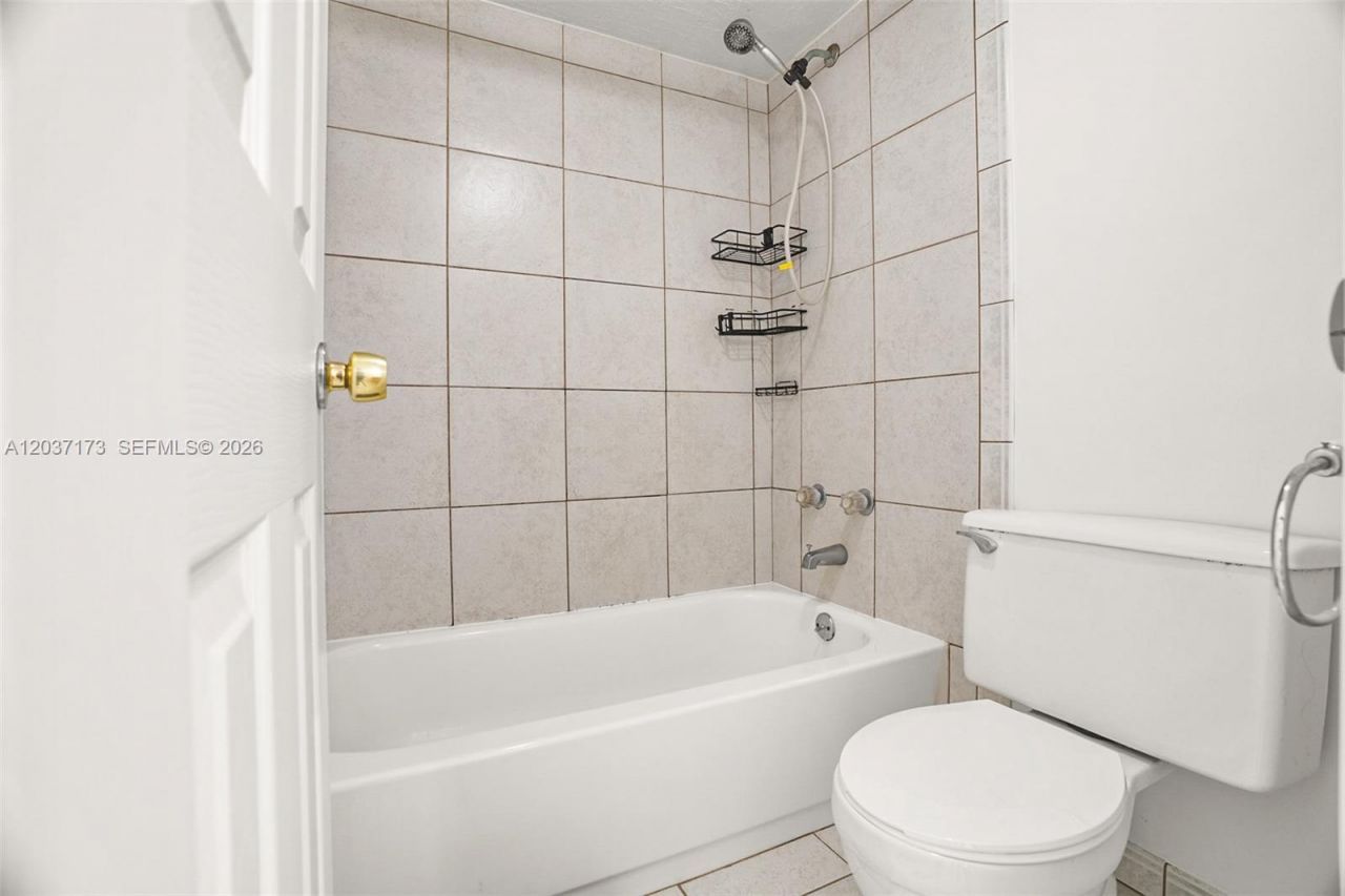 9480 Tangerine Pl , Unit 101, Davie, FL 33324 Photo