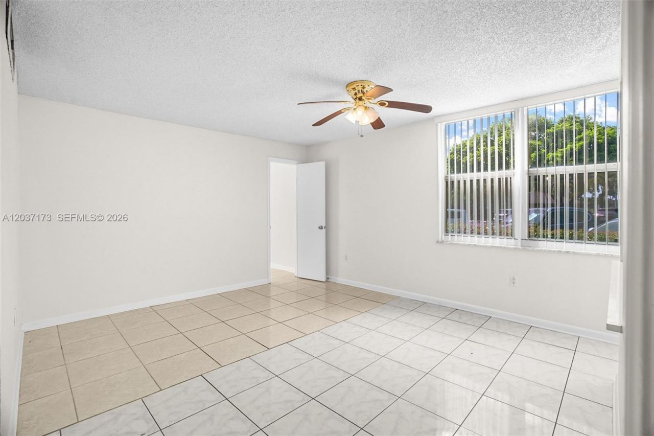 9480 Tangerine Pl , Unit 101, Davie, FL 33324 Photo
