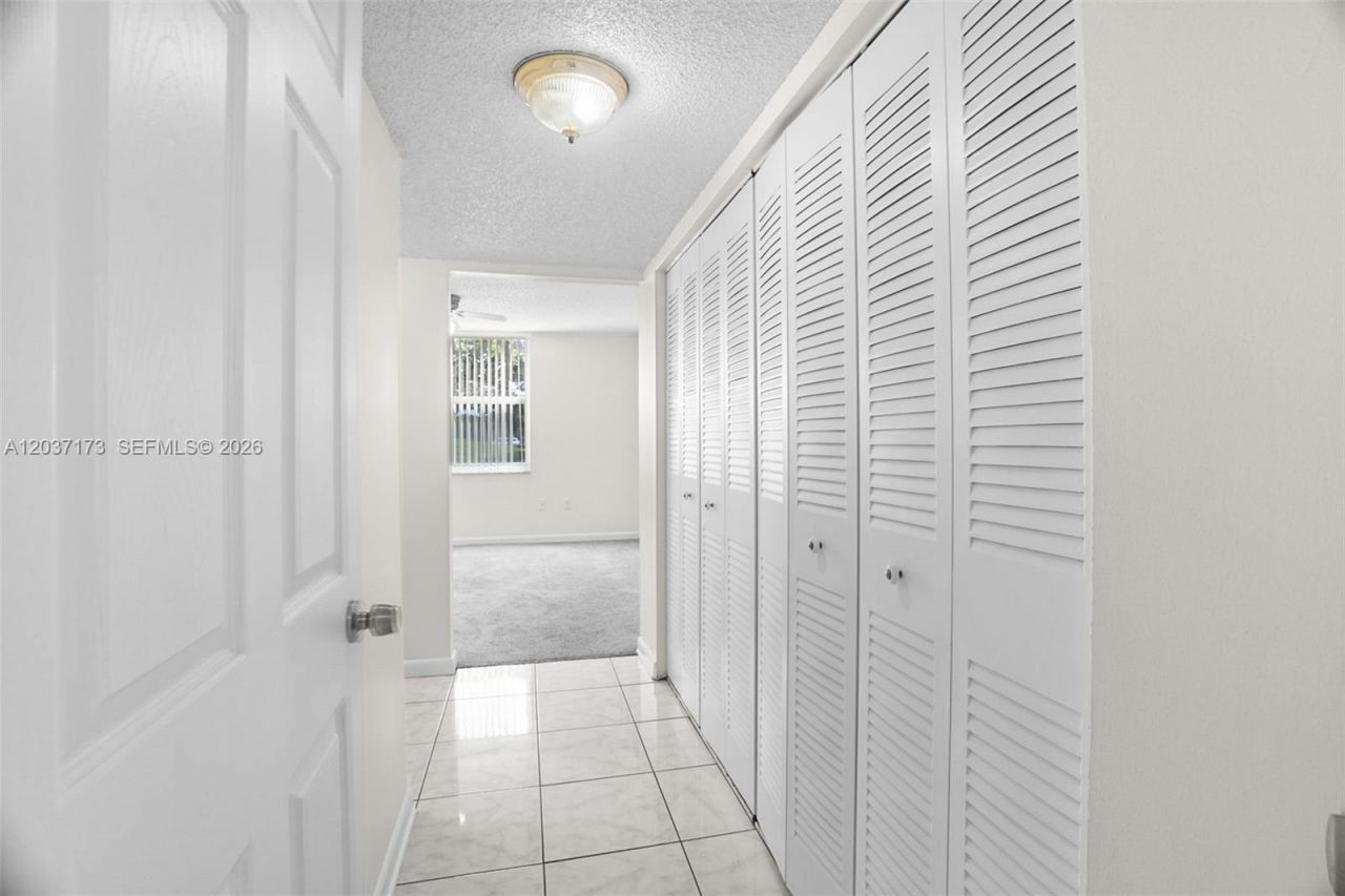 9480 Tangerine Pl , Unit 101, Davie, FL 33324 Photo