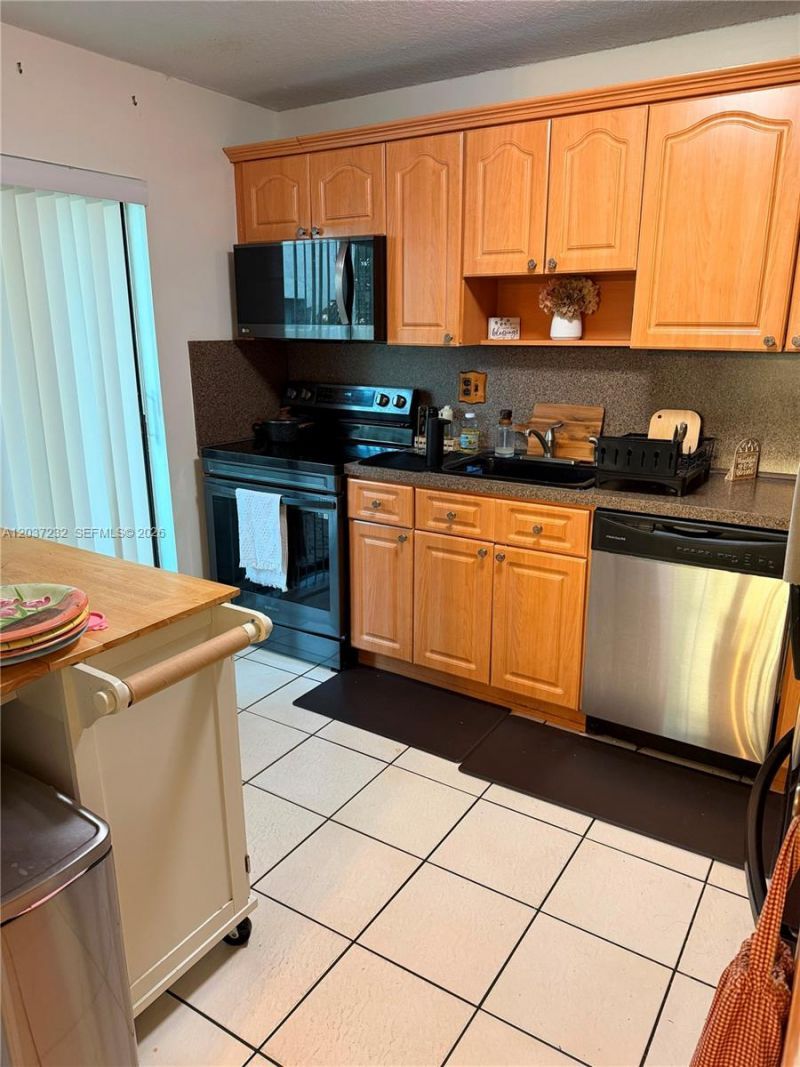 10445 SW 154th Ct, Unit 1, Miami, FL 33196 Photo